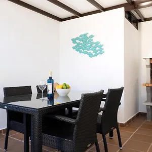 https://villa-eris.puertodelcarmen-hotels.org