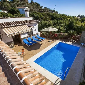 https://villa-aurora-nerja.1costadelsol.com